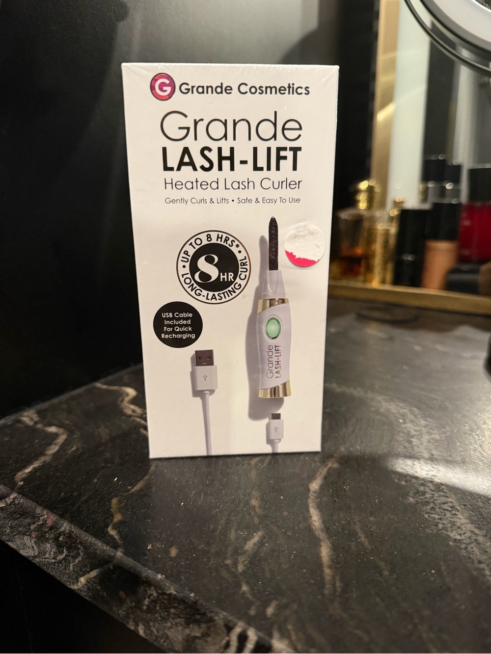 Grande Lash-Lift Heated Lash Curler - White/Gold
